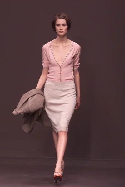 Look 13